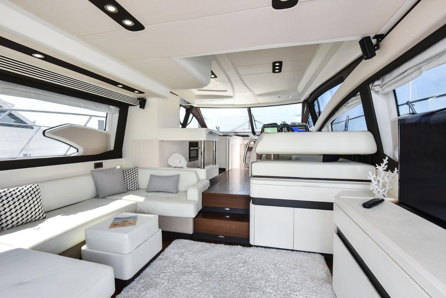 2016 Azimut 54 Flybridge