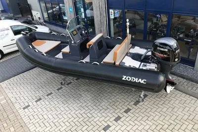 2023 Zodiac Medline 5.8