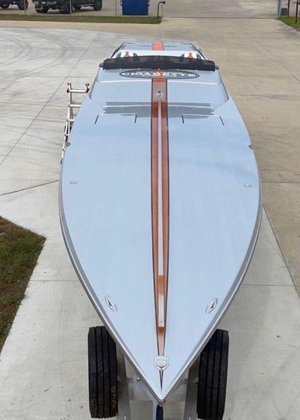 2009 Cigarette 50' Marauder