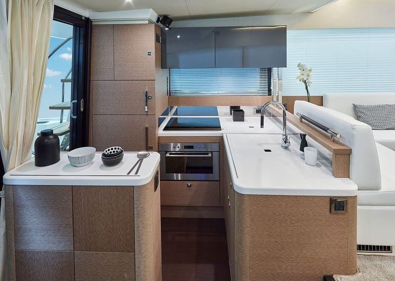 2017 Prestige 50 