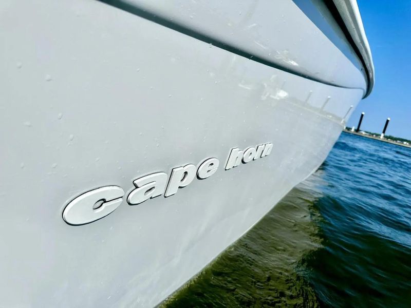 2022 Cape Horn 36XS