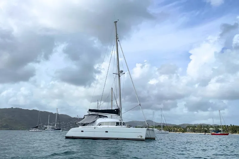 Plan B Yacht Photos Pics Lagoon 380