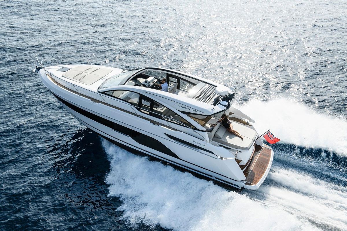 2023 Fairline 47 
