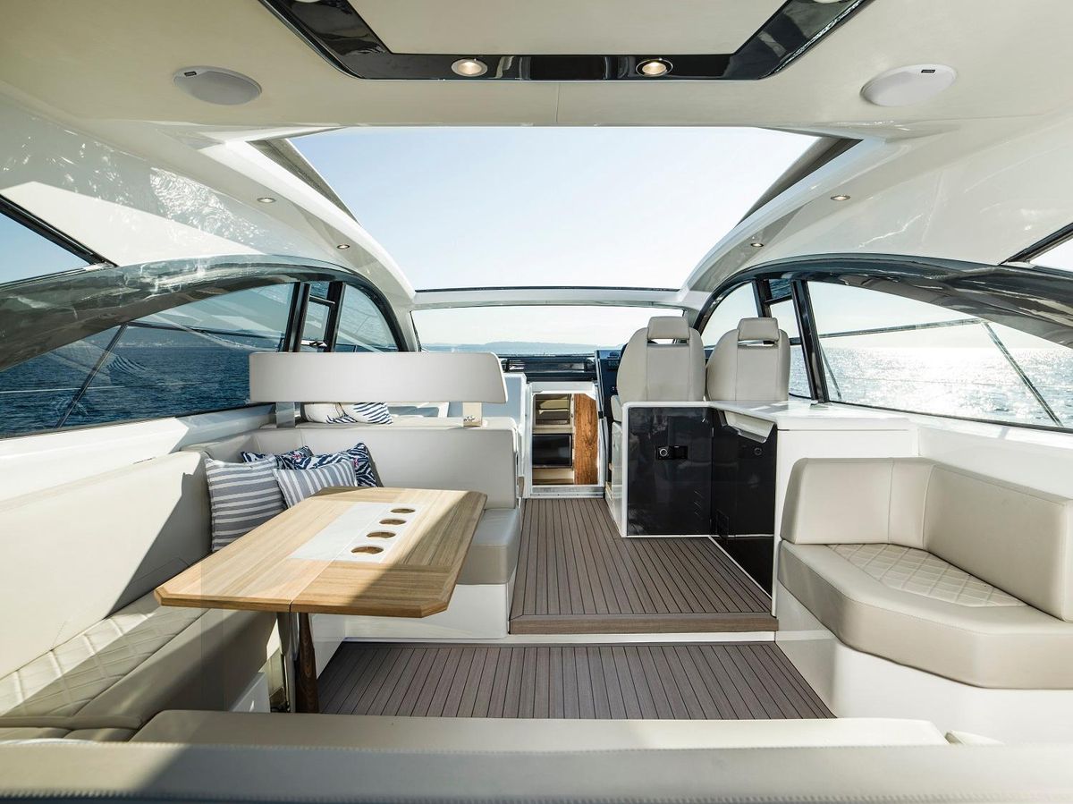 2023 Fairline 47 