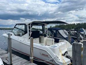 Boston Whaler 325 Conquest