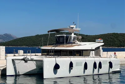 Lagoon 40