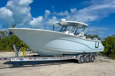 Sea Fox 328 Commander