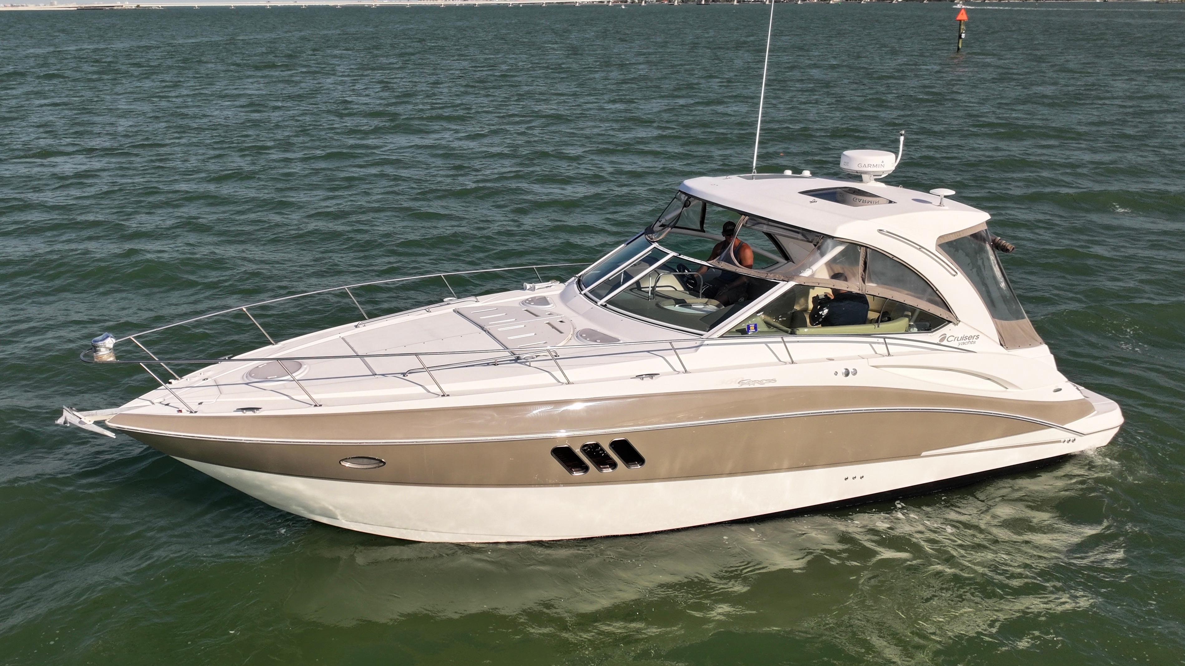 cruisers yachts 360 express for sale