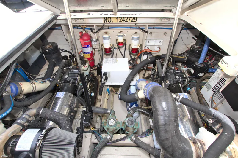 Sun Daze Yacht Photos Pics 