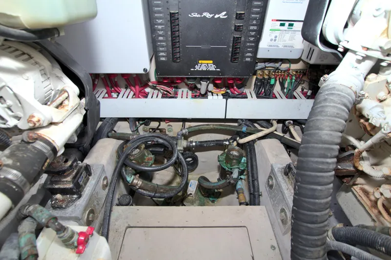 Sun Daze Yacht Photos Pics 