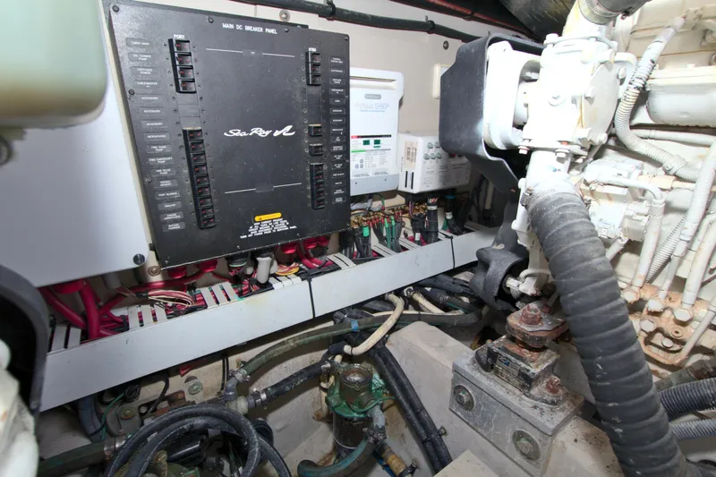 Sun Daze Yacht Photos Pics 