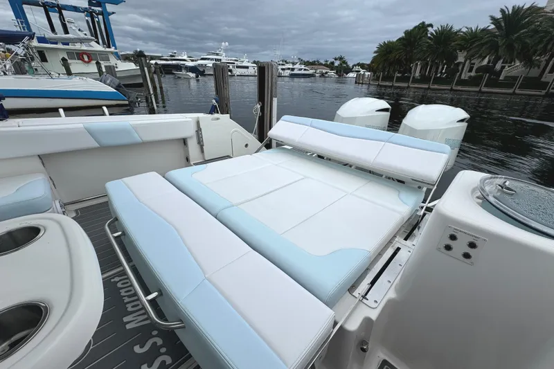 Radar And Refrigerator Yacht Photos Pics 