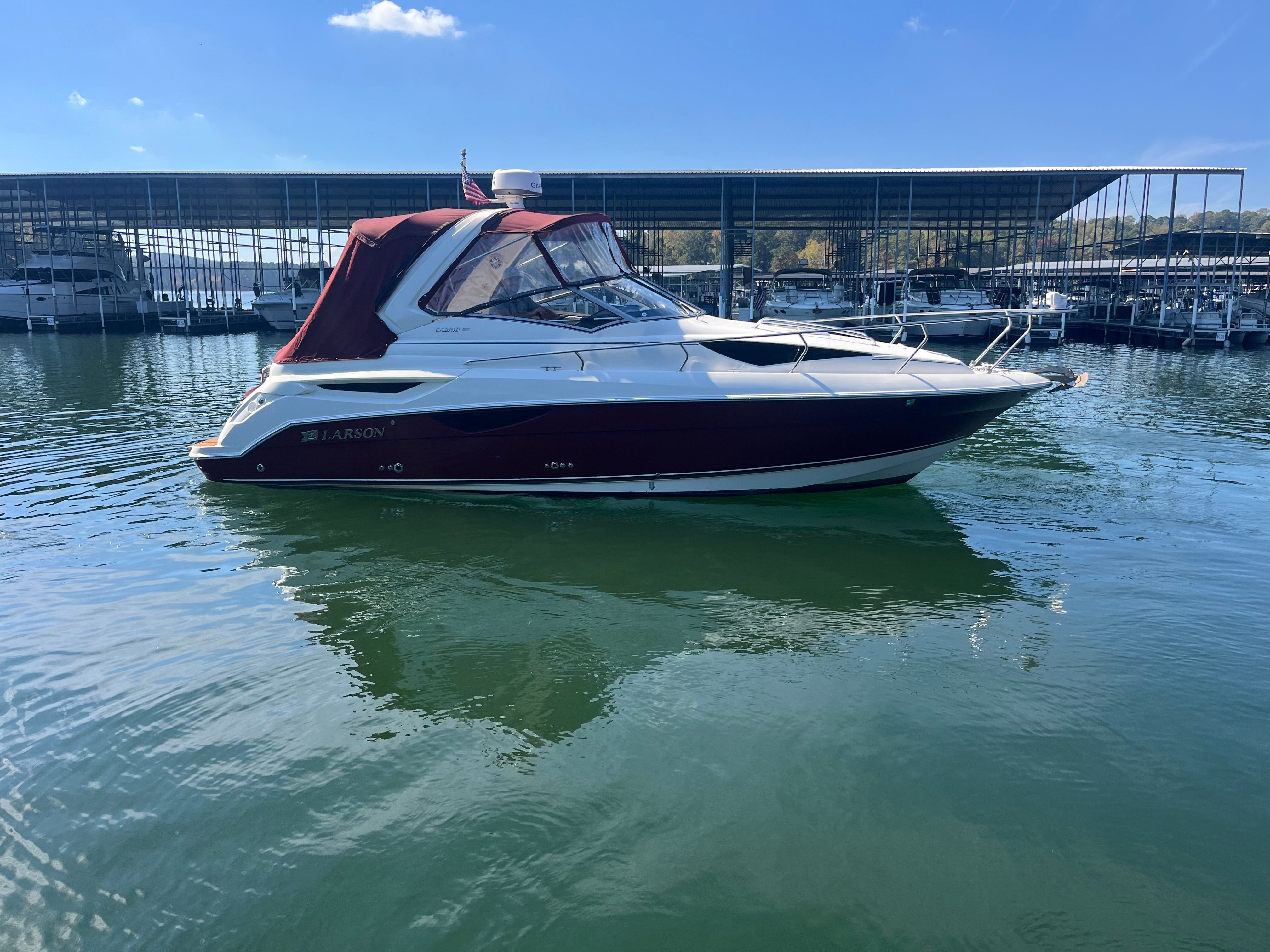 2011 LARSON CABRIO 857 - Image 8