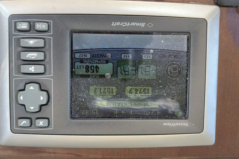  Yacht Photos Pics SmartCraft vessel display on 2012 Meridian 441, showing fuel and system information.