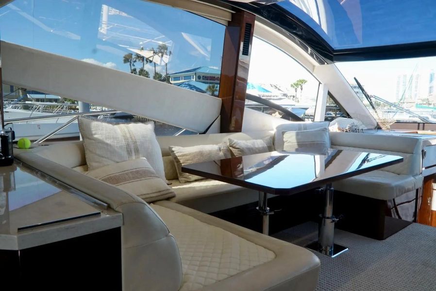 2016 Galeon Skydeck