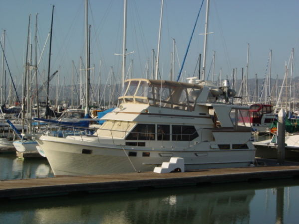 1987 CHB Ponderosa Sundeck Motoryacht
