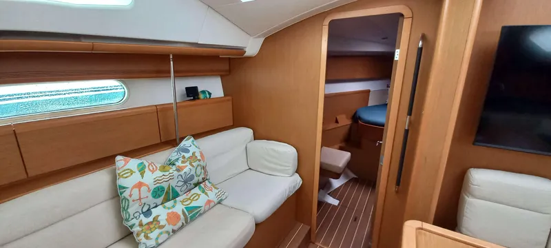 Point Final Yacht Photos Pics 