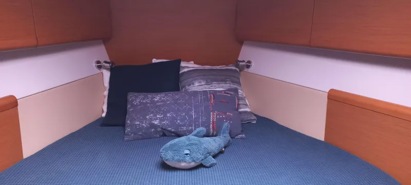 Point Final Yacht Photos Pics 