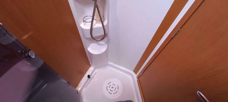 Point Final Yacht Photos Pics 