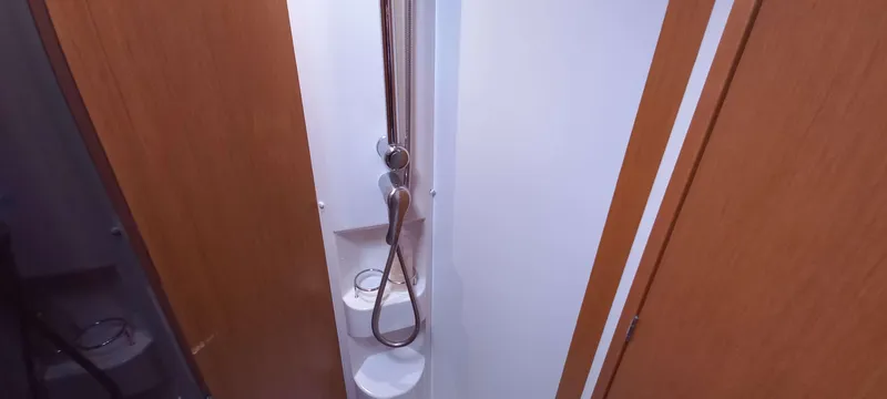 Point Final Yacht Photos Pics 