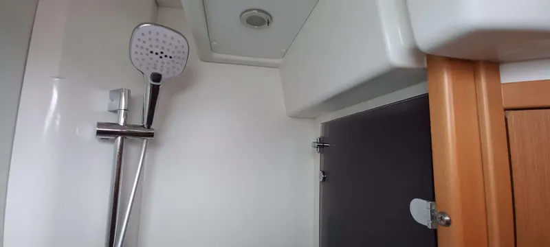 Point Final Yacht Photos Pics 