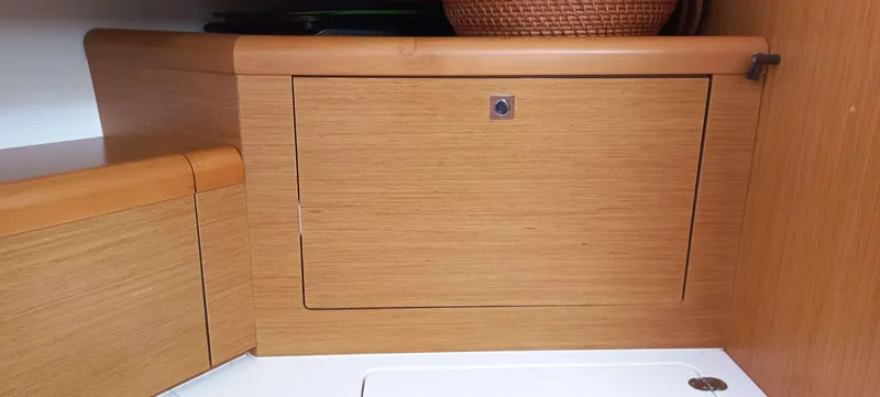 Point Final Yacht Photos Pics 