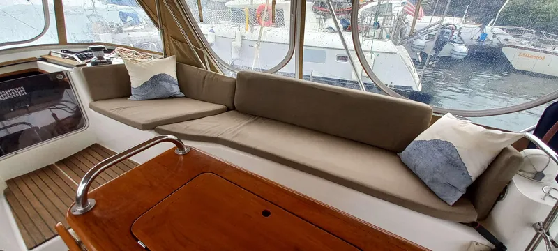 Point Final Yacht Photos Pics 