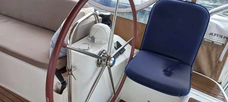 Point Final Yacht Photos Pics 