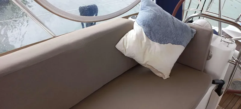 Point Final Yacht Photos Pics 