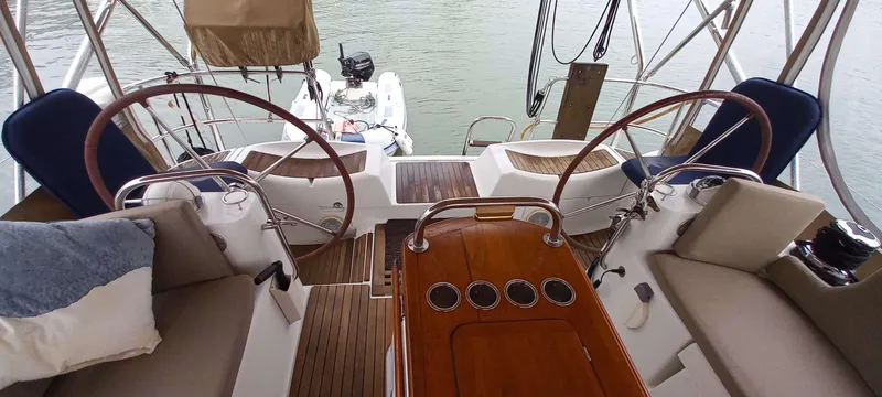 Point Final Yacht Photos Pics 