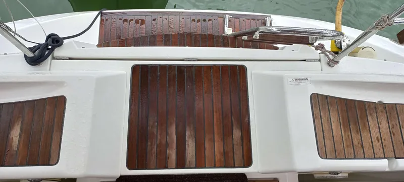 Point Final Yacht Photos Pics 