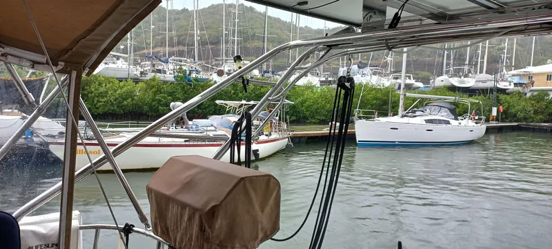 Point Final Yacht Photos Pics 