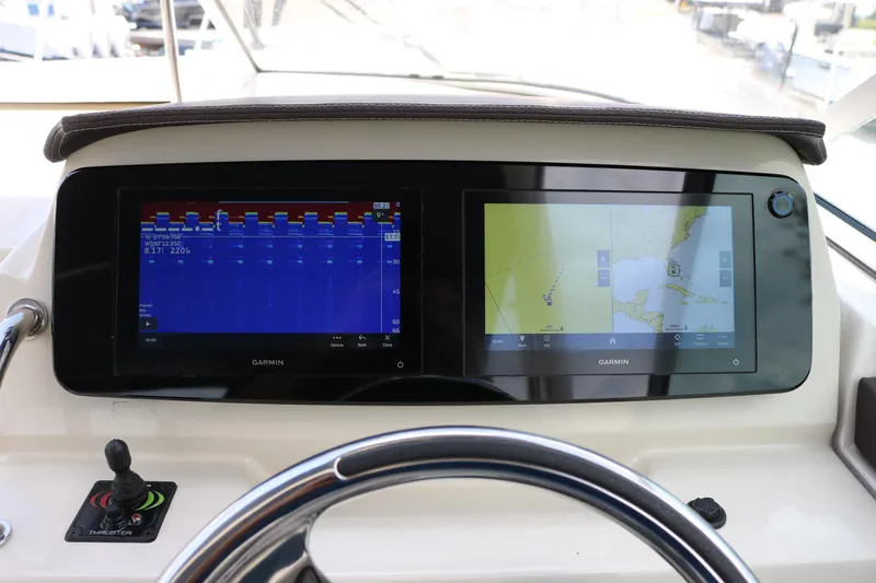  Yacht Photos Pics 2023 Regal - Helm