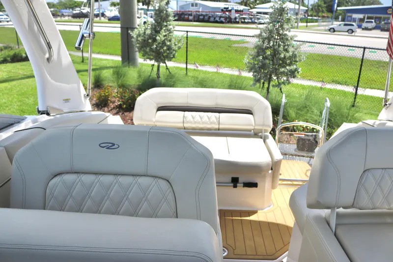  Yacht Photos Pics 2023 Regal - Helm