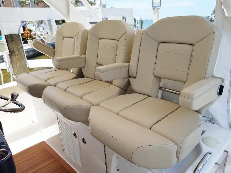2017 Pursuit S 408 Sport