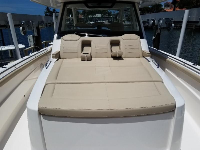 2017 Pursuit S 408 Sport