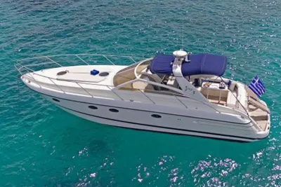2004 Princess V42