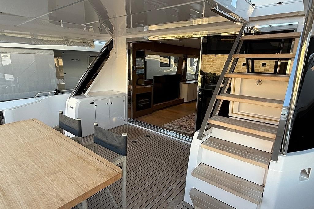 2023 Ferretti Yachts 78 