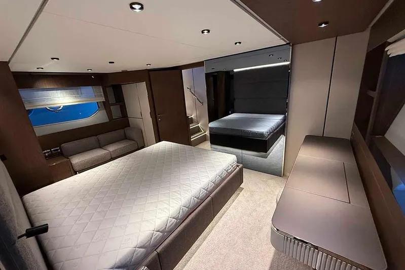 Karya Yacht Photos Pics Luxurious interior of 2023 Ferretti Yachts 780 with modern bedroom design.