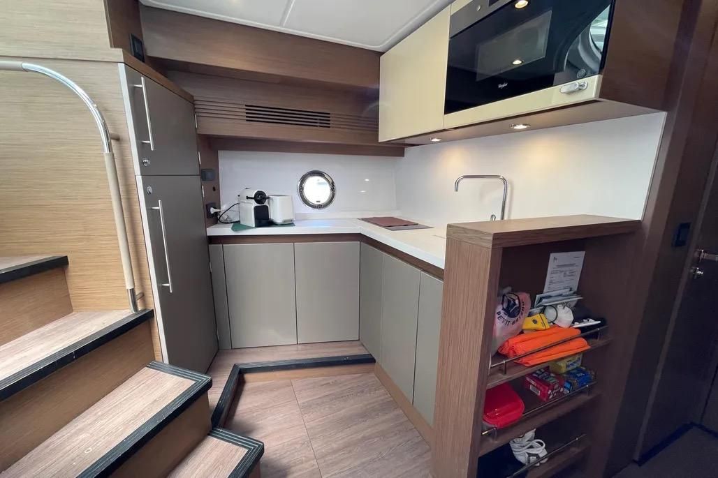 2019 Beneteau 48 