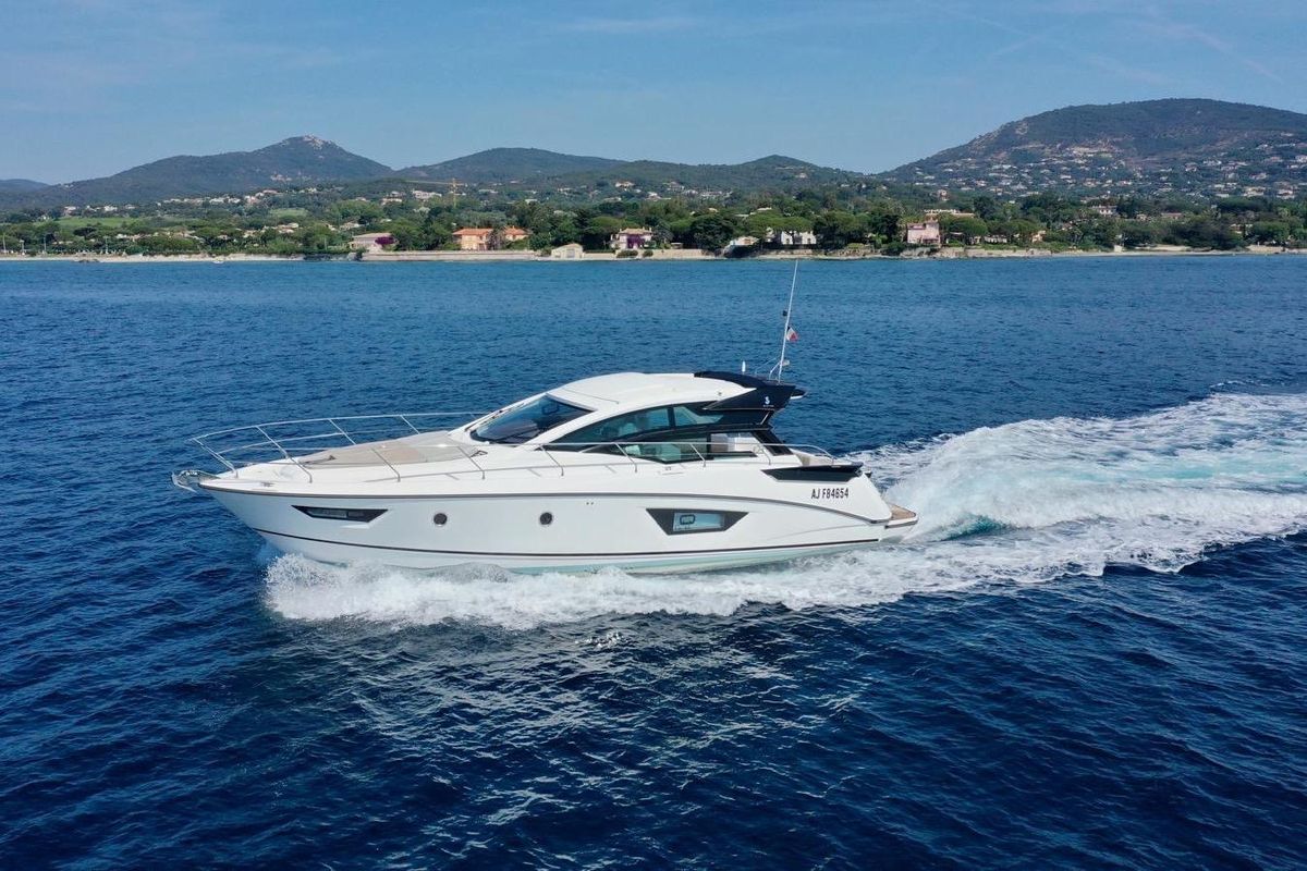 2019 Beneteau 48 