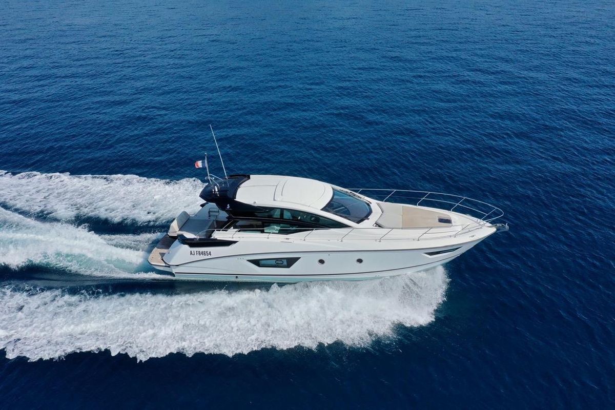 2019 Beneteau 48 