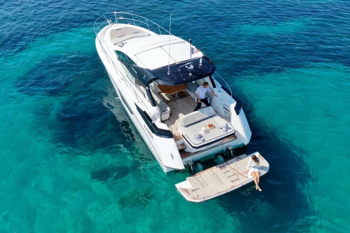 2019 Beneteau 48 