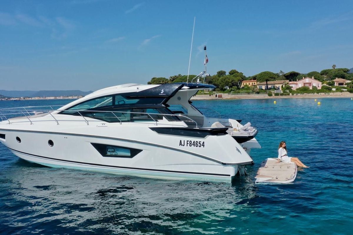 2019 Beneteau 48 