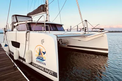 Fountaine Pajot Isla 40