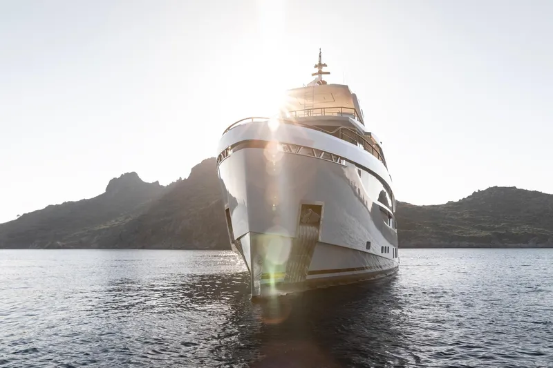 Ezgy Yacht Photos Pics EZGY - 10