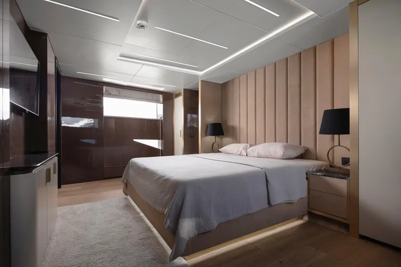 Ezgy Yacht Photos Pics EZGY - 44