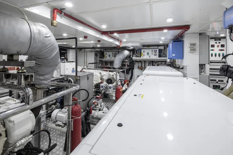 Ezgy Yacht Photos Pics EZGY - 73