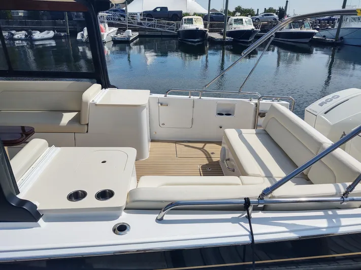 Coco Yacht Photos Pics MJM 3 Coco Aft seating