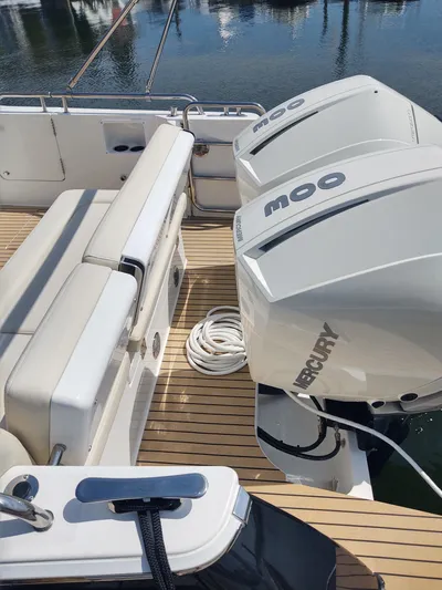 Coco Yacht Photos Pics MJM 3 Coco transom pass